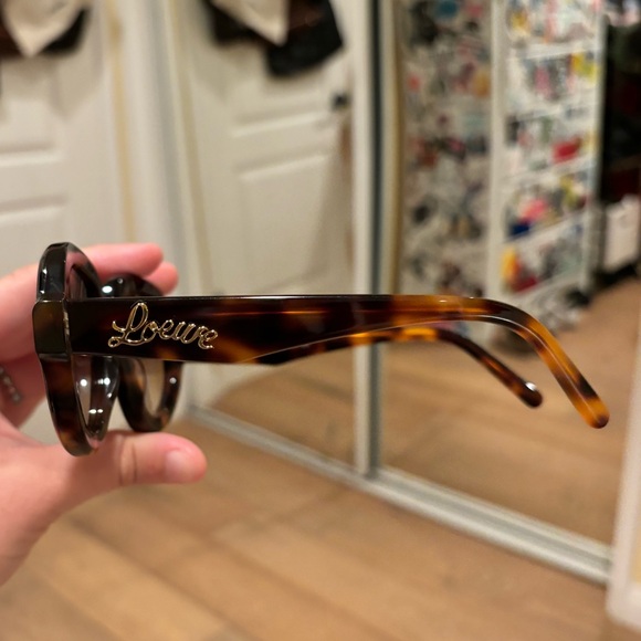 Loewe Curvy Round Tortoise Shell Acetate Sunglasses - Picture 6 of 12